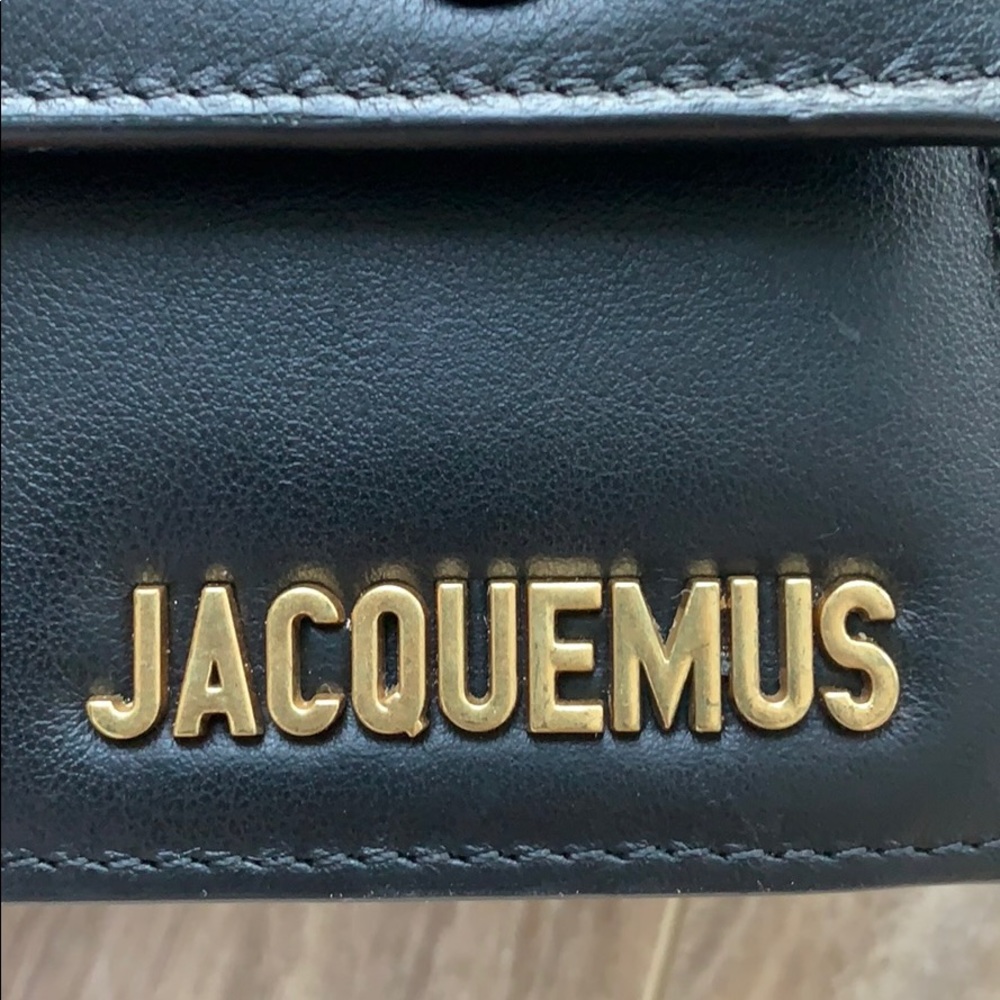 {SOLD} Jacquemus Chiquito - Picture 4 of 8